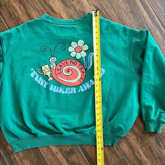 Urban outfitters oversized green Crewneck - Picture 6 of 8